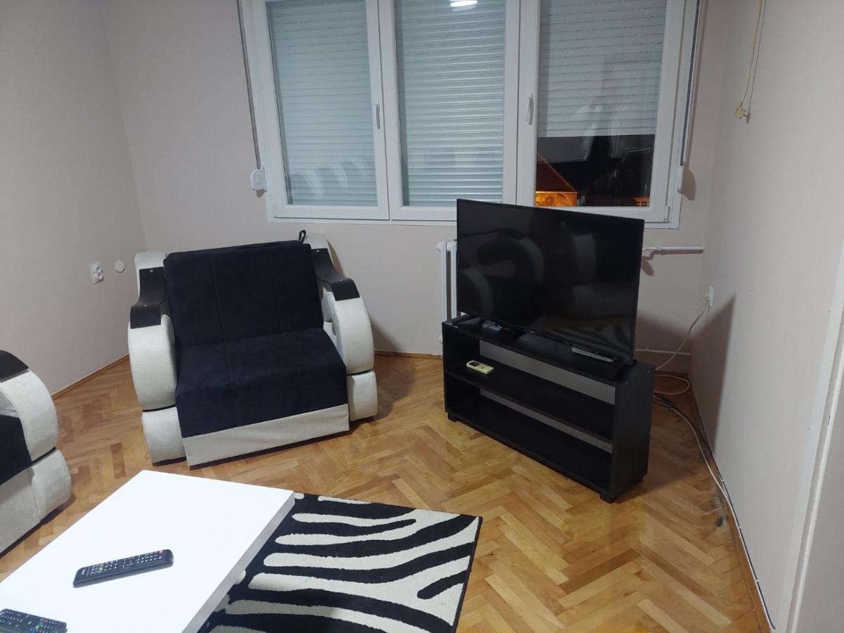 Rajna Pirot Exterior foto